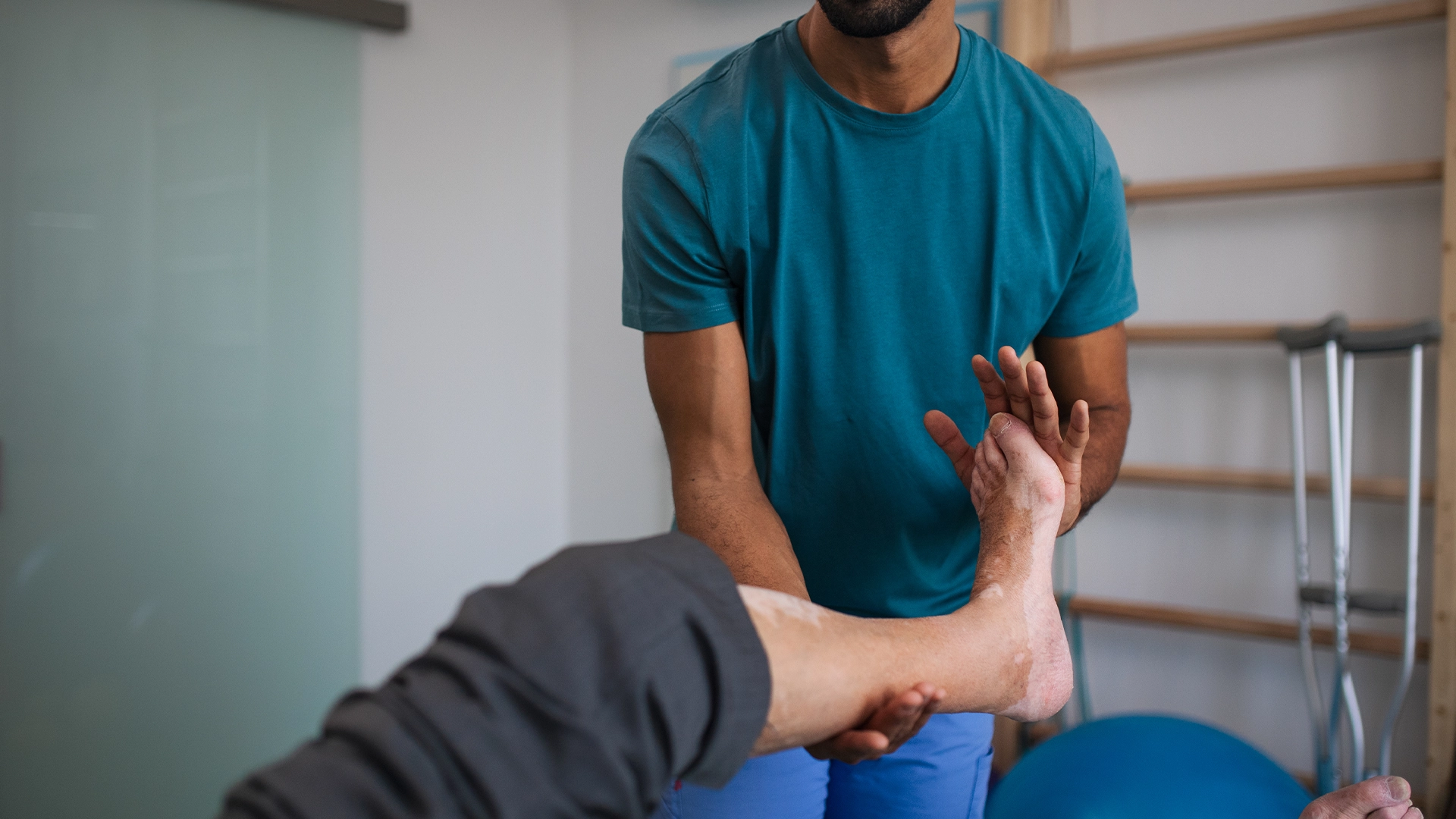 ¿Por qué aumentan los dolores musculares y articulares con el frío?